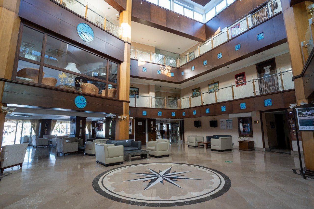 Latanya Park Resort Yaliciftlik Exterior foto