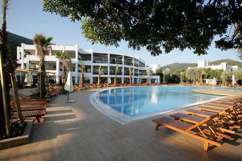 Latanya Park Resort Yaliciftlik Exterior foto